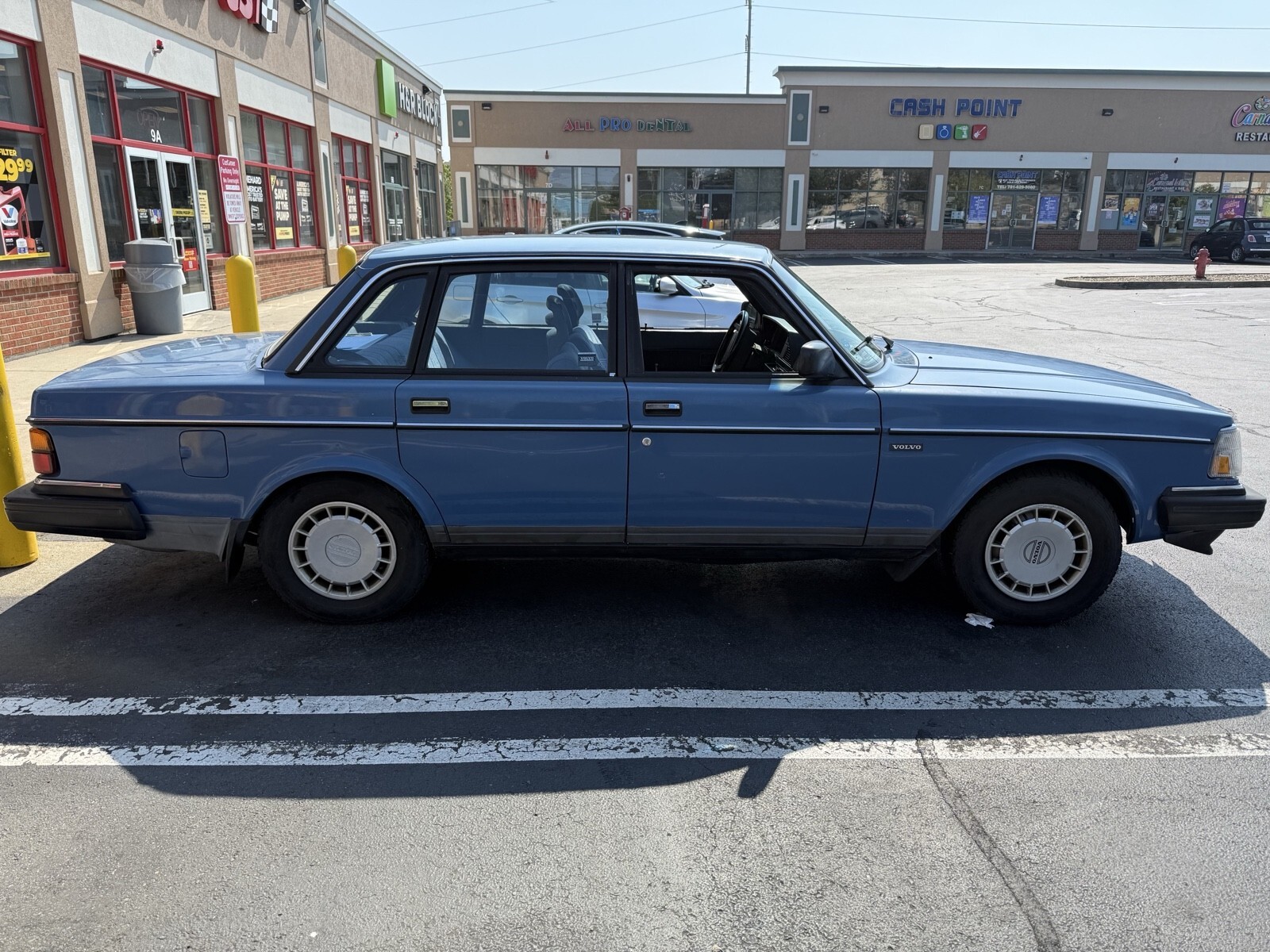 1987 Volvo 240 DL - photo 5
