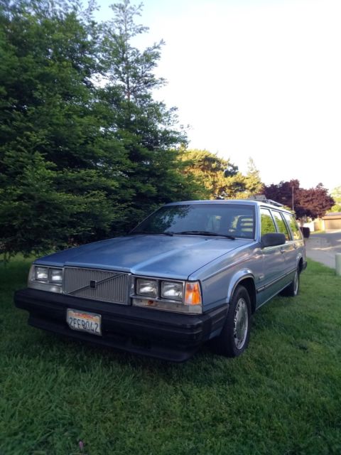 1987 Volvo 740 GLE Wagon 1987 Volvo 740 GLE