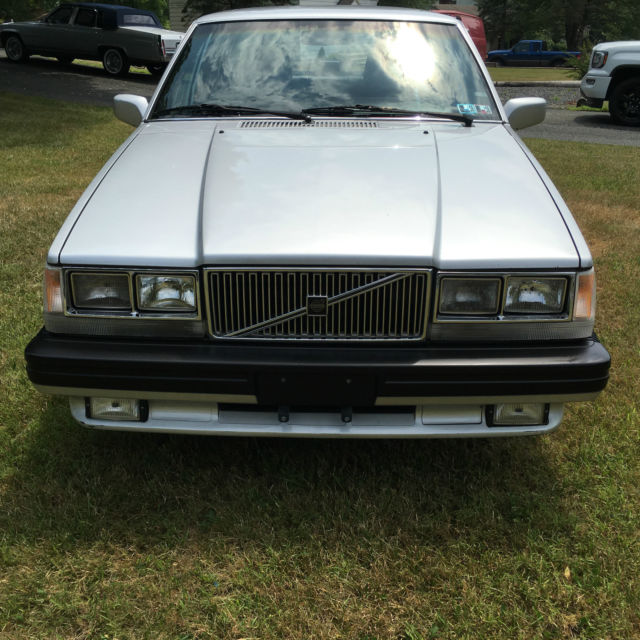 1987 Volvo 760 GLE - photo 2