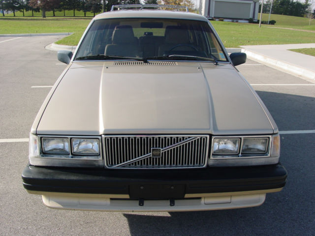 1987 Volvo 740 740GLE Station Wagon - photo 5