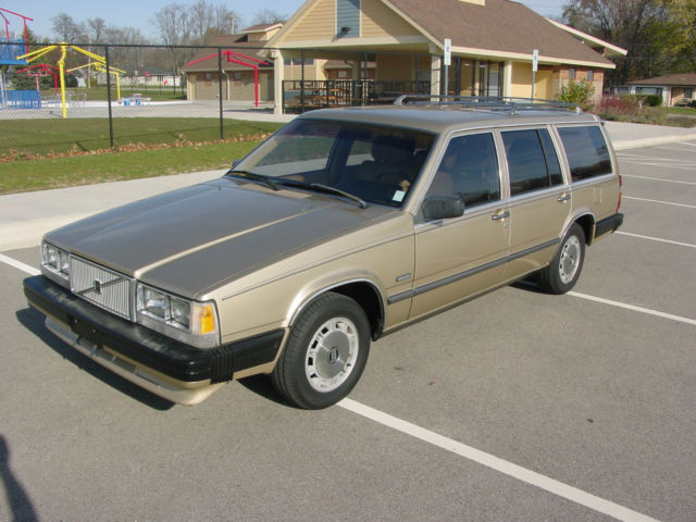 1987 Volvo 740 740GLE Station Wagon - photo 7
