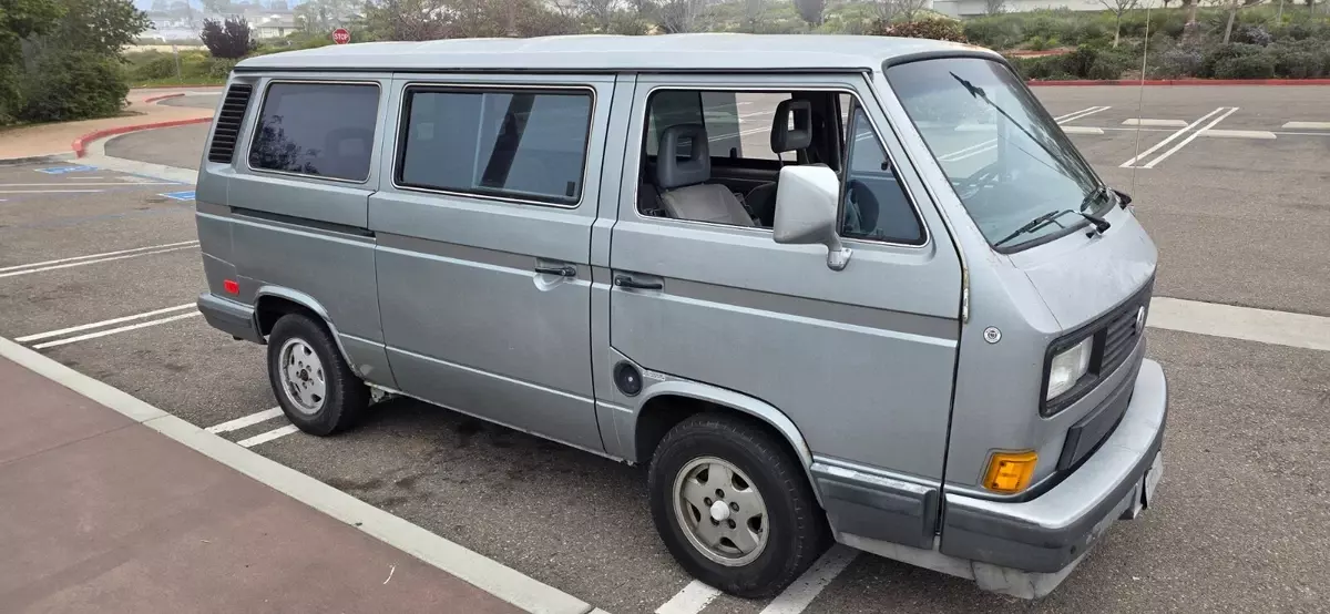 1987 VW Vanagon Wolfsburg Edition - very rare 1987 Volkswagen Bus/Vanagon