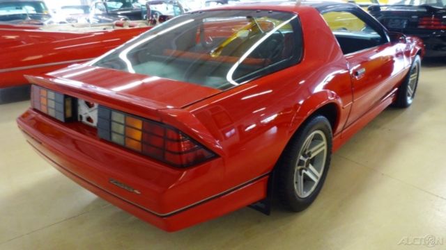 1987 Chevrolet Camaro Z28 - photo 10