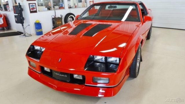 1987 Chevrolet Camaro Z28 - photo 5