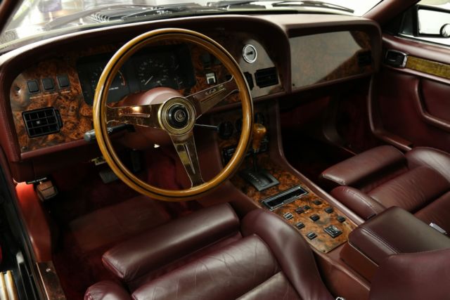 1987 Ford Mustang Golden Spirit 2 Door Sedan - photo 8