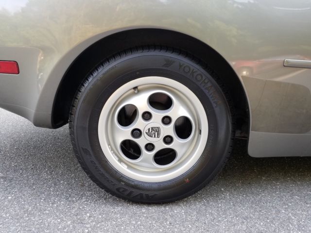 1989 Porsche 944 hatchback - photo 11