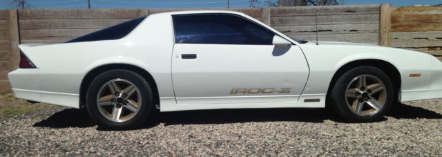 1987 Chevrolet Camaro IROC-Z - photo 3