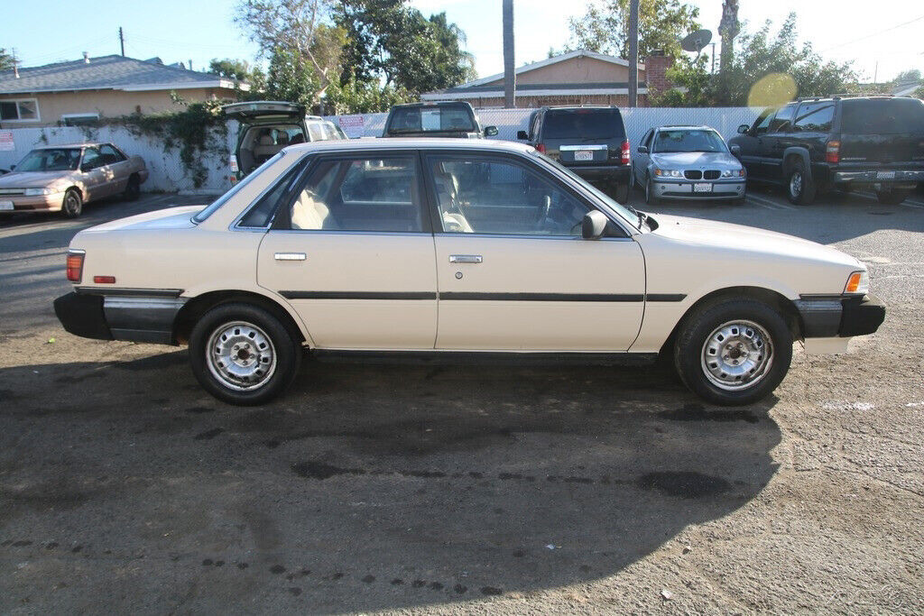 1987 Toyota Camry - photo 3