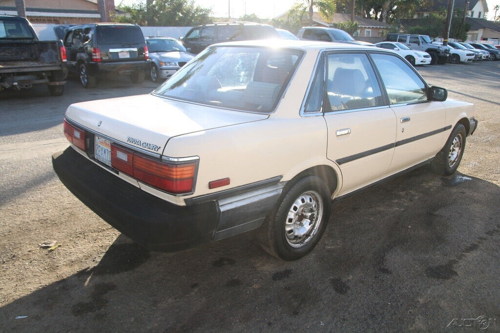 1987 Toyota Camry - photo 4
