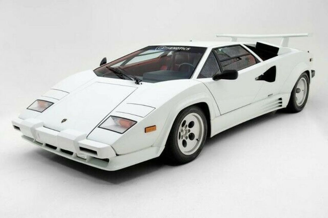1988 1/2 Lamborghini 5000 QV - 1 of ONLY 52 1988.5 interim Countachs produced 1988 Lamborghini Countach 5000 QV