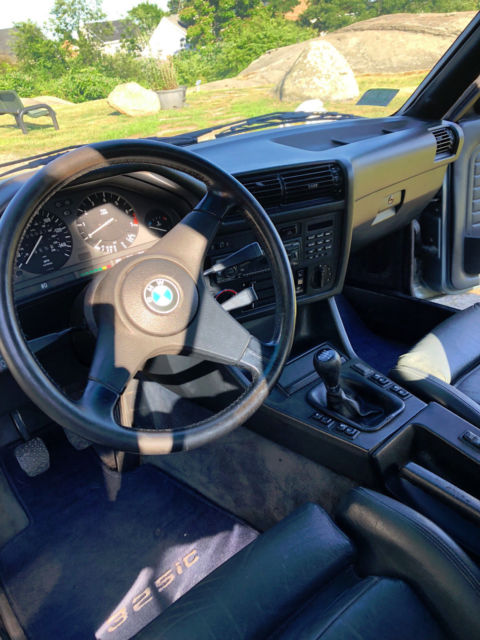 1988 BMW 3-Series 325i Convertible - photo 3