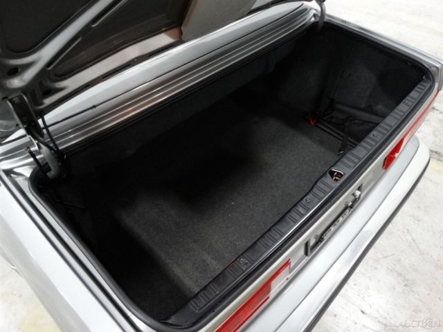 1988 BMW 3-Series 325I - photo 4