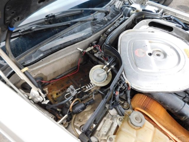 1988 Mercedes-Benz 500-Series Base Sedan 4-Door - photo 10