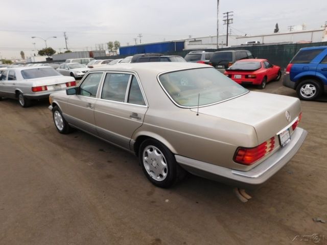 1988 Mercedes-Benz 500-Series Base Sedan 4-Door - photo 5