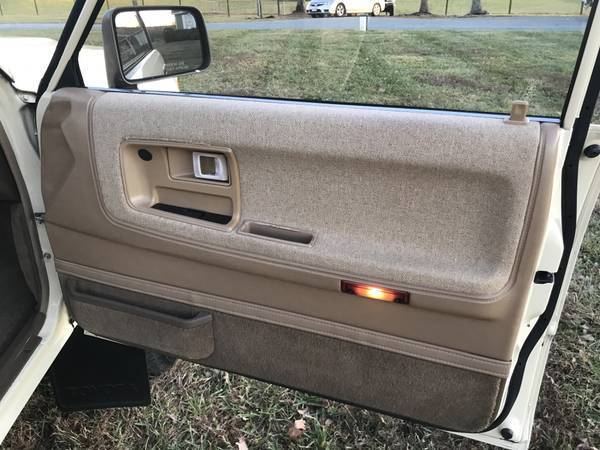1988 Toyota Pickup SR5 - photo 10