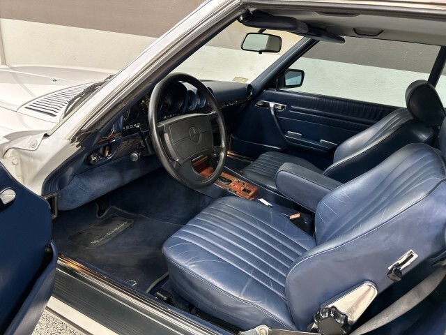 1988 Mercedes-Benz 560SL Hard/ Soft Top - photo 13