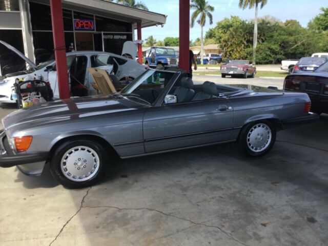 1988 560 SL-Same Owner Since 2000-Rust Free Southern Car-Best Buy On Ebay! 1988 Mercedes-Benz SL-Class