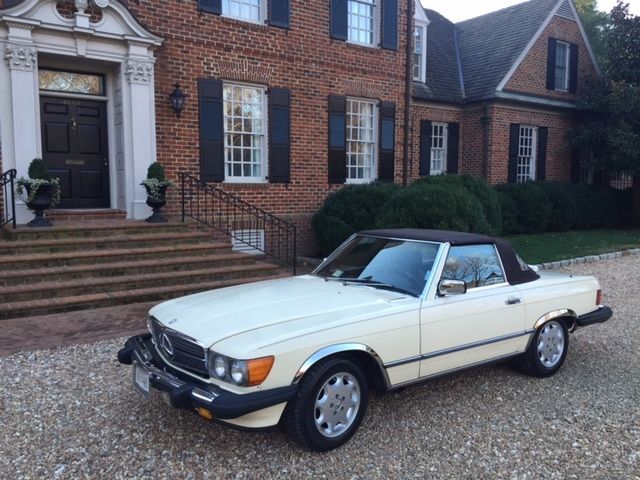 1988 560SL Mercedes benz 1988 Mercedes-Benz SL-Class