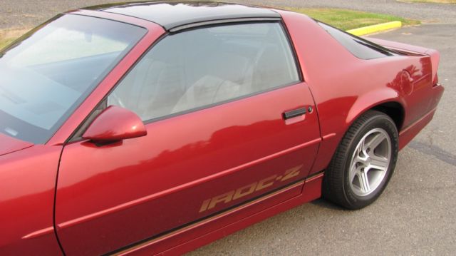 1988 Chevrolet Camaro IROC Z28 - photo 10