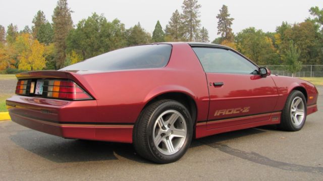 1988 Chevrolet Camaro IROC Z28 - photo 3