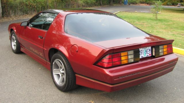1988 Chevrolet Camaro IROC Z28 - photo 4