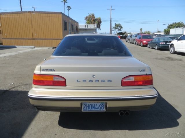 1988 Acura Legend Base Coupe 2-Door - photo 2