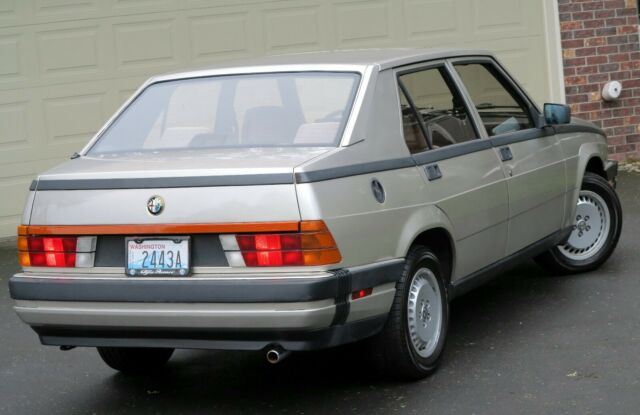 1988 Alfa Romeo Milano Gold Edition - photo 2