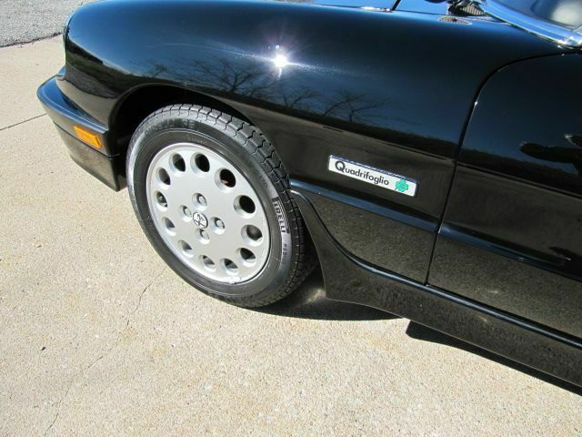 1988 Alfa Romeo SPIDER 1 OWNER 27K MILES -- - photo 7
