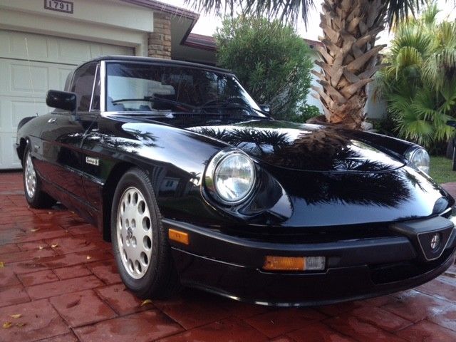 1988 Alfa Romeo Spider Quadrifoglio, One Owner, Garaged, Non Smoker 1988 Alfa Romeo Spider Quadrifoglio