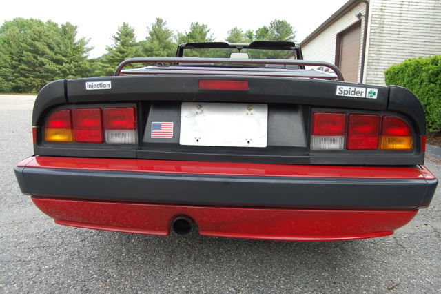 1988 Alfa Romeo Spider Red with Grey Interior Very Good Condition - photo 6