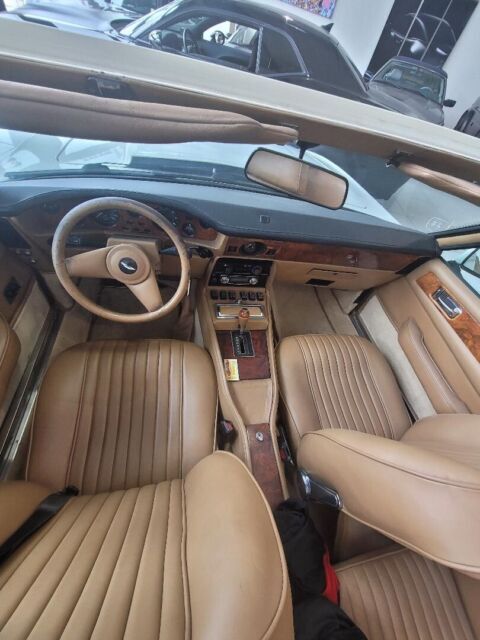 1988 Aston Martin Vantage - photo 6
