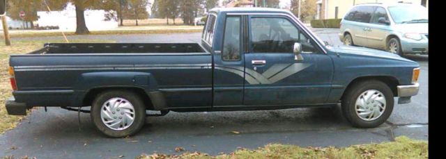 1988 Blue Toyota Pickup DLX Extended Cab Pickup 2-Door 2.4L 22R EFI Engine LWB 1988 Toyota Other DLX Extended Cab Pickup 2-Door