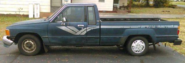 1988 Toyota Other DLX Extended Cab Pickup 2-Door - photo 3