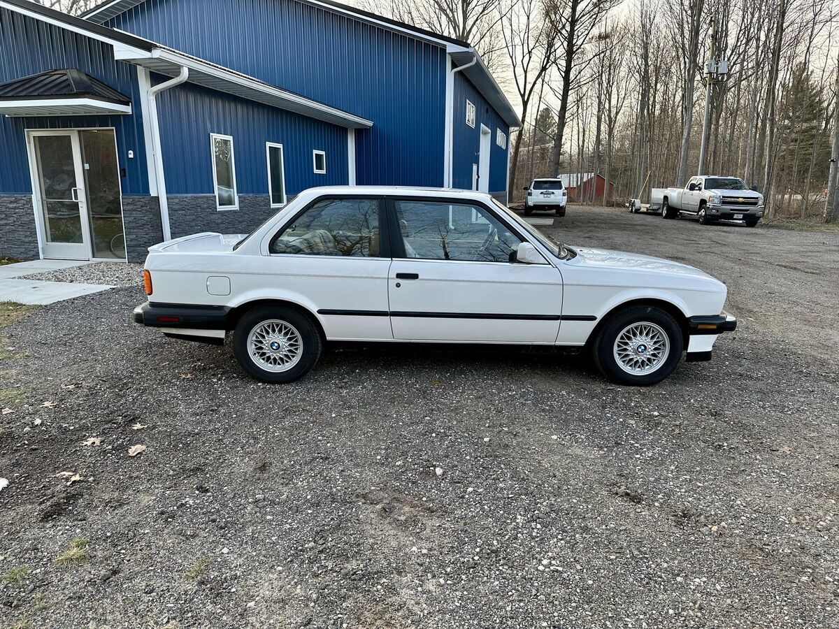 1988 BMW 3-Series 325iS - photo 11