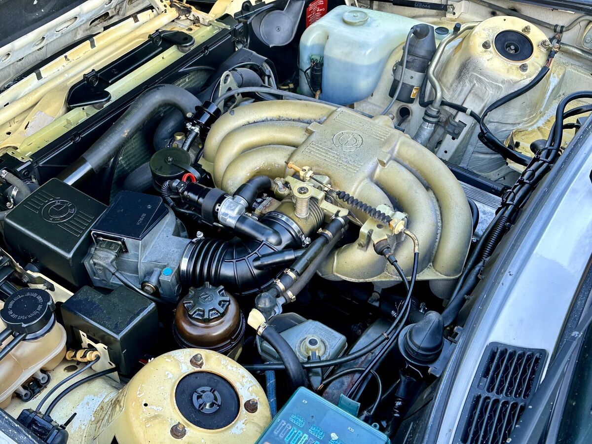 1988 BMW 3-Series 325iS - photo 3
