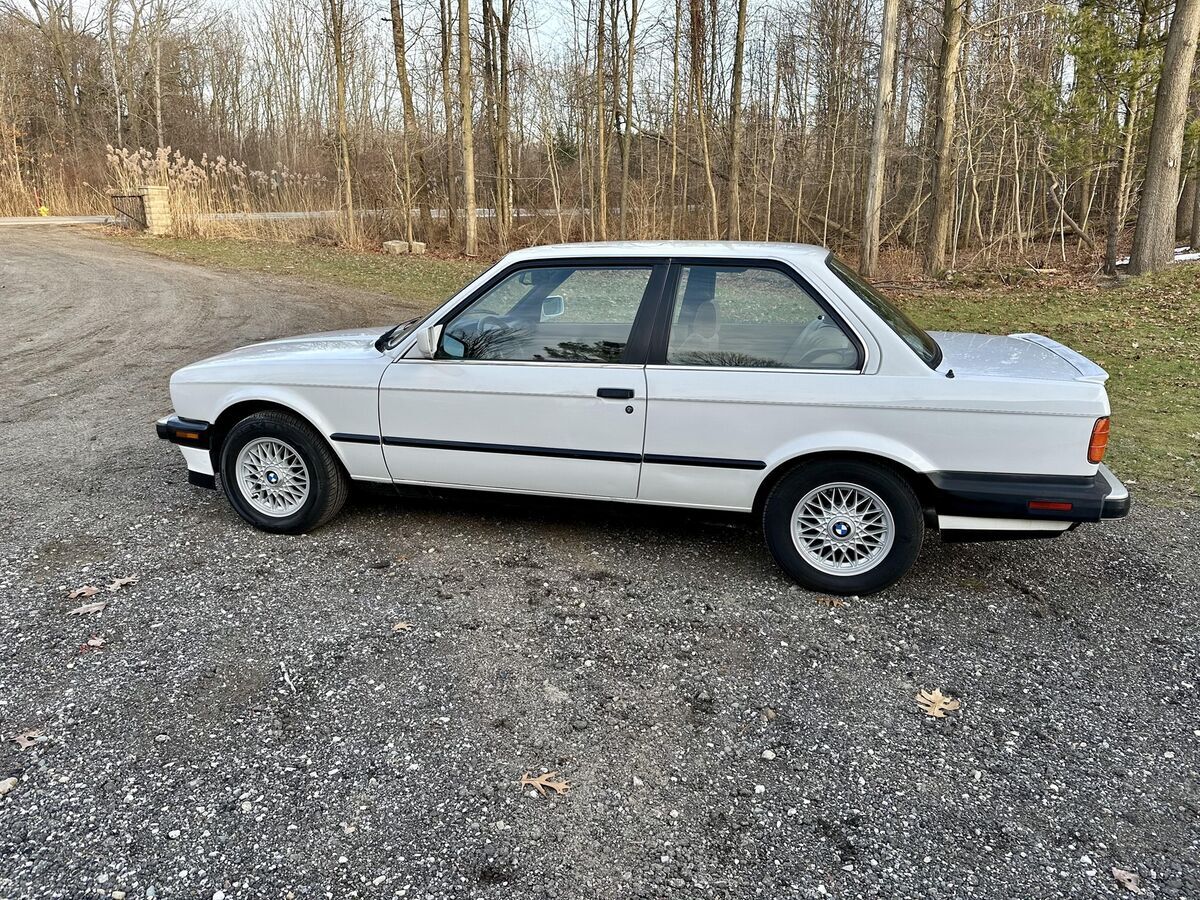 1988 BMW 3-Series 325iS - photo 7