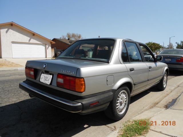 1988 BMW 3-Series 325i - photo 8