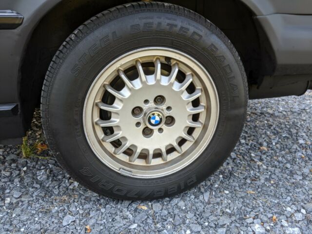 1988 BMW 3-Series Convertible - photo 10