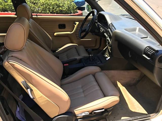 1988 BMW 3-Series 325is - photo 3