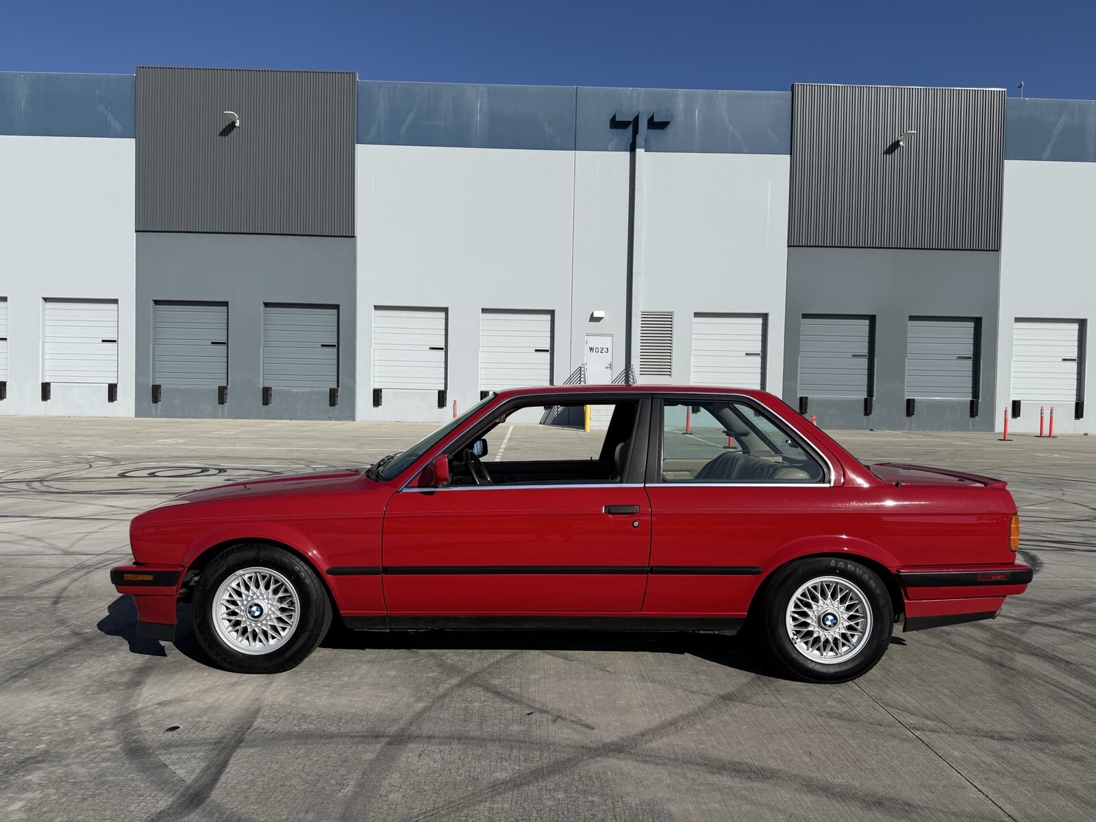 1988 BMW 3-Series IS Manual - photo 3
