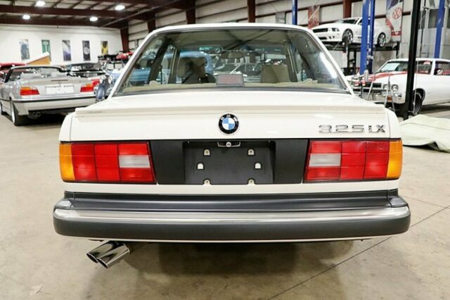 1988 BMW 325ix -- - photo 4