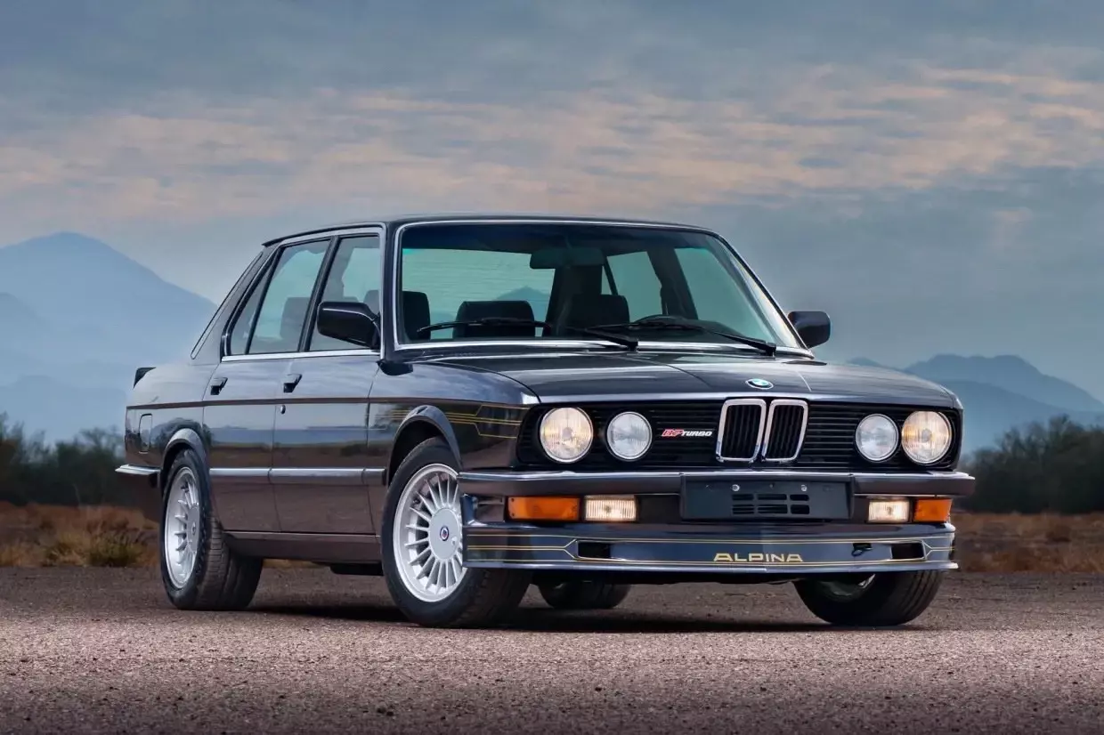 1988 BMW 5 Series Black Alpina B7 turbo S/Turbo 1 Katalysator 1988 BMW 5 Series Alpina B7 turbo S/Turbo 1 Katalysator
