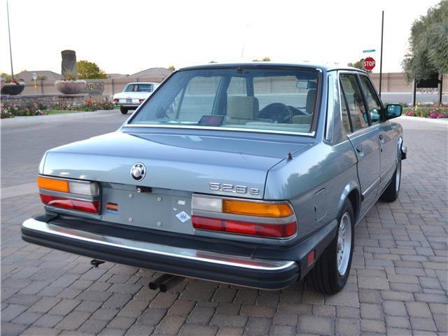 1988 BMW 5-Series 4-door - photo 11