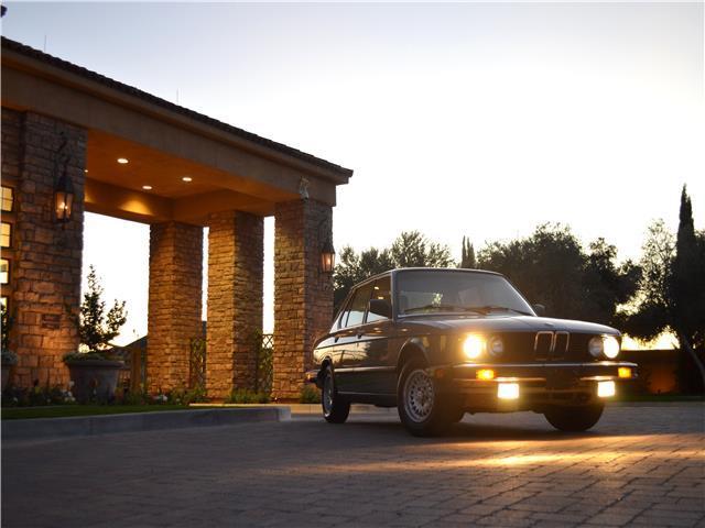 1988 BMW 5-Series 4-door - photo 5