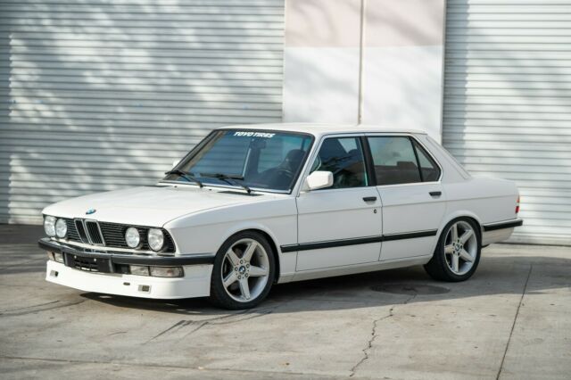 1988 BMW 5-Series IS - photo 3