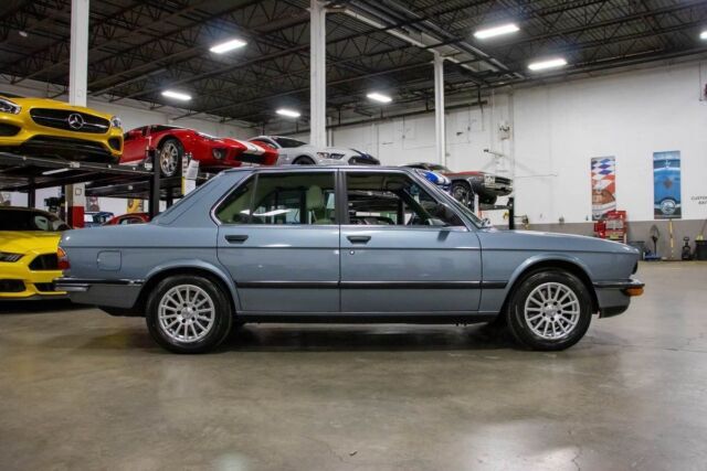 1988 BMW 5-Series - photo 6