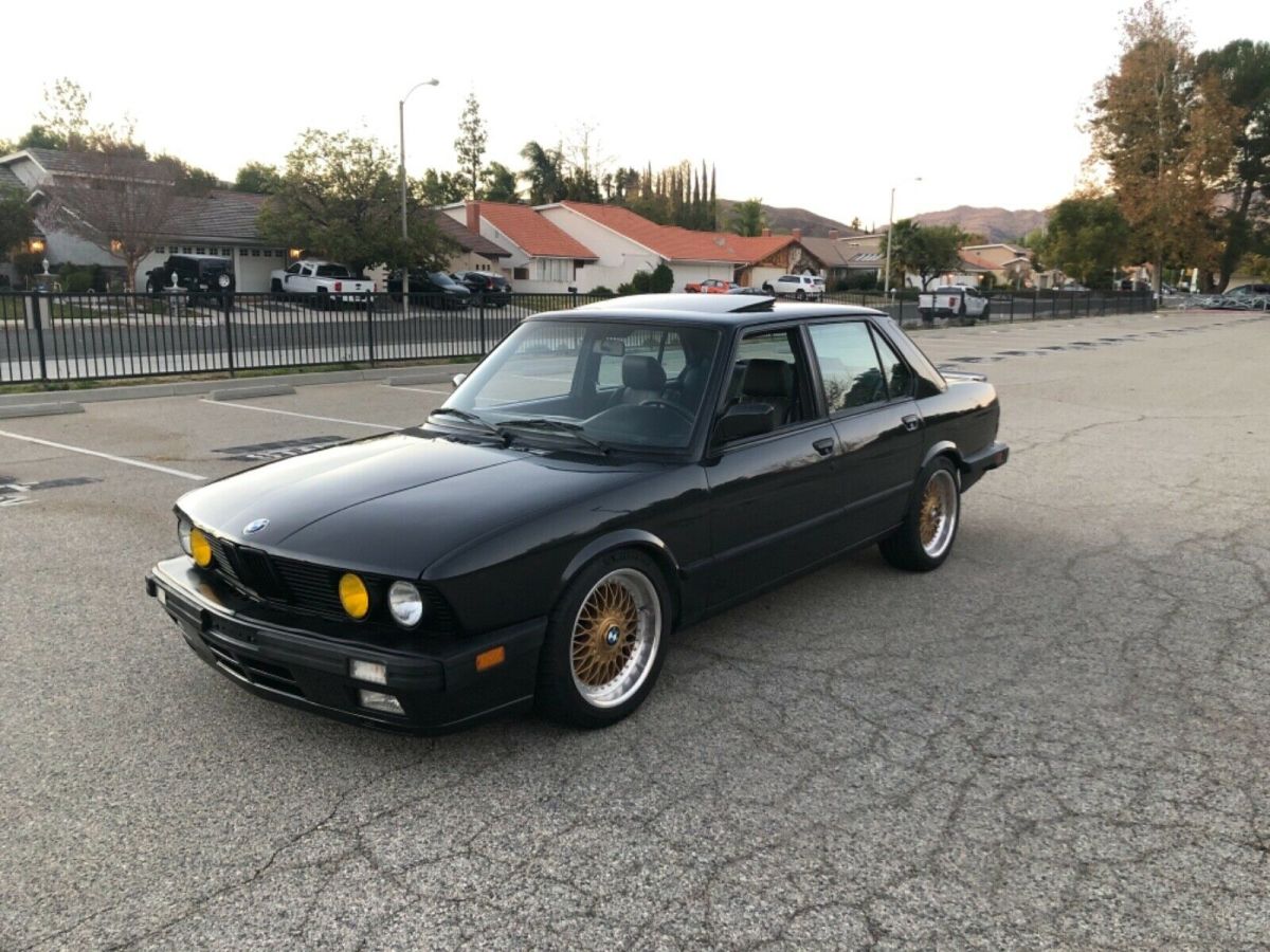 1988 BMW 535is e28 5 speed 1988 BMW 5-Series