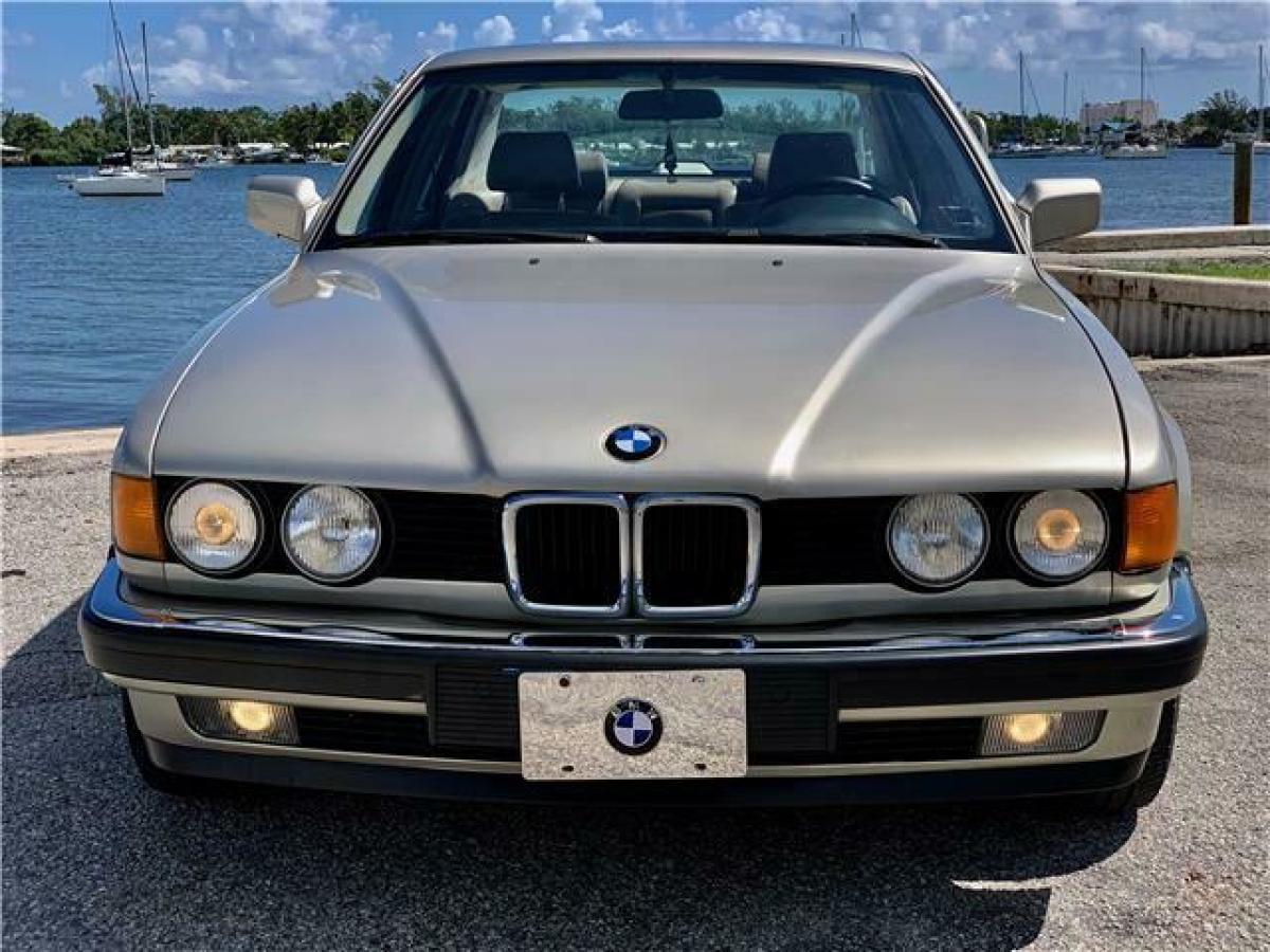 1988 BMW 7-Series 735i - photo 4