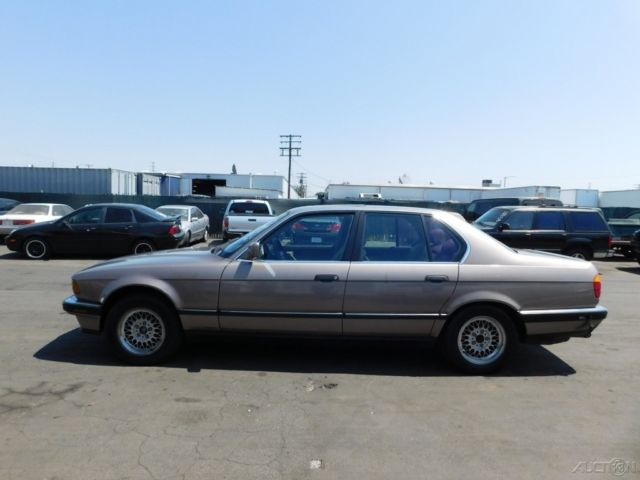 1988 BMW 7-Series 735i - photo 2