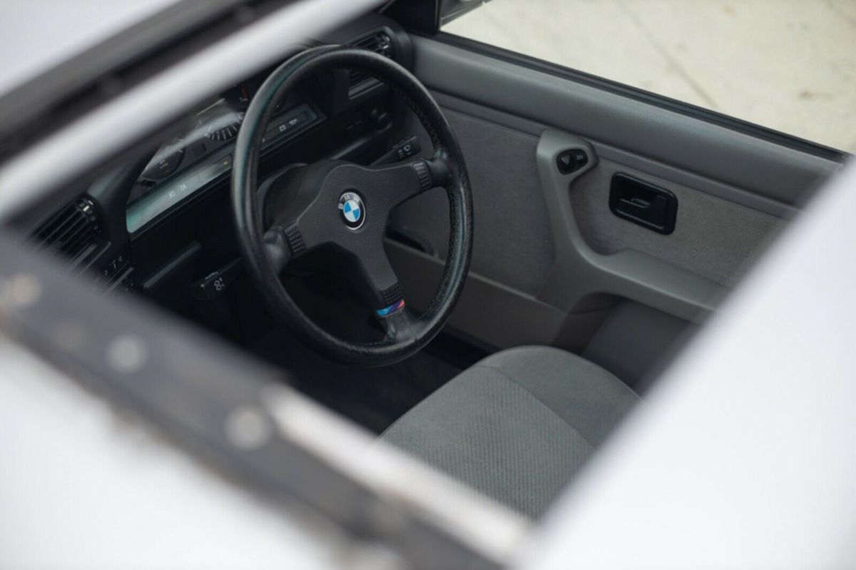 1988 BMW 3-Series - photo 10